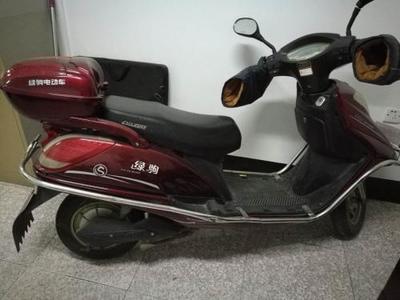 綠駒電動(dòng)車底座如何打開 無(wú)鑰匙孔